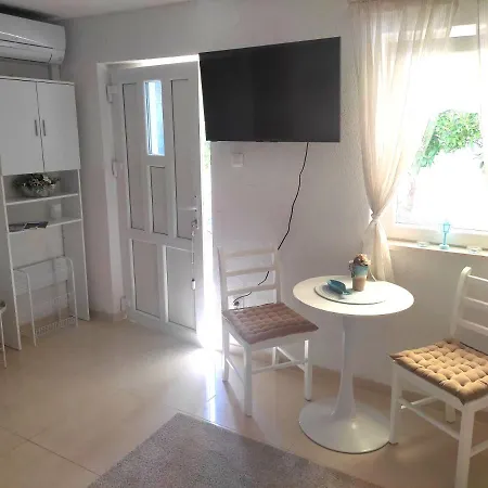 Bracki Cvijet Apartment